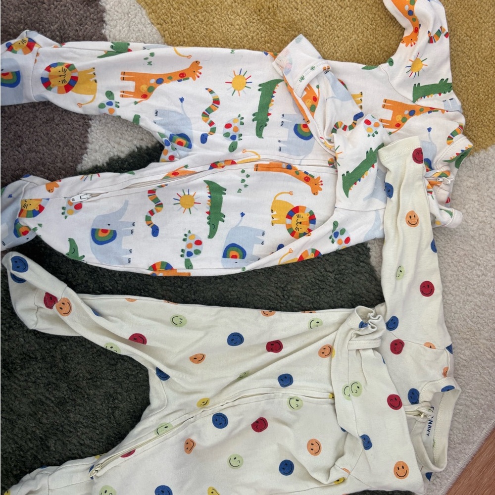 Old Navy Kids One Pieces Footies - White with Multicolor Print
